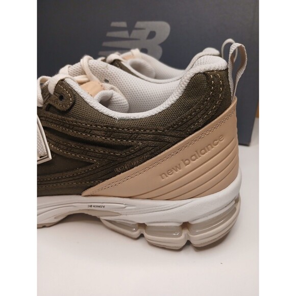 NIB New Balance Mens Sz 10 1906F Athletic Comfort Sneakers Green Beige Leather - Picture 6 of 16
